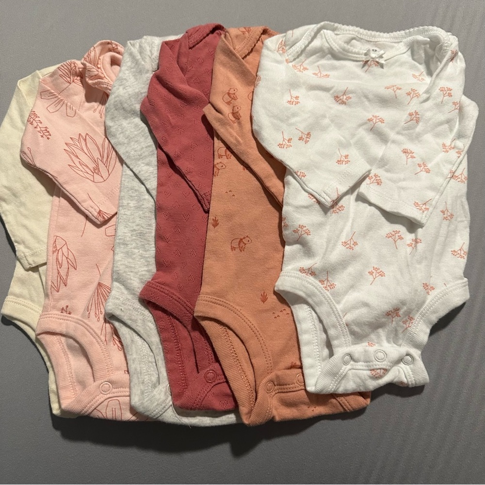 ⭐️ 3 for $30 ⭐️ Set of 6 long sleeve onesies